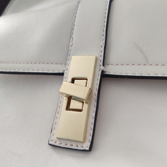 Steve Madden Crossbody - Picture 3 of 14